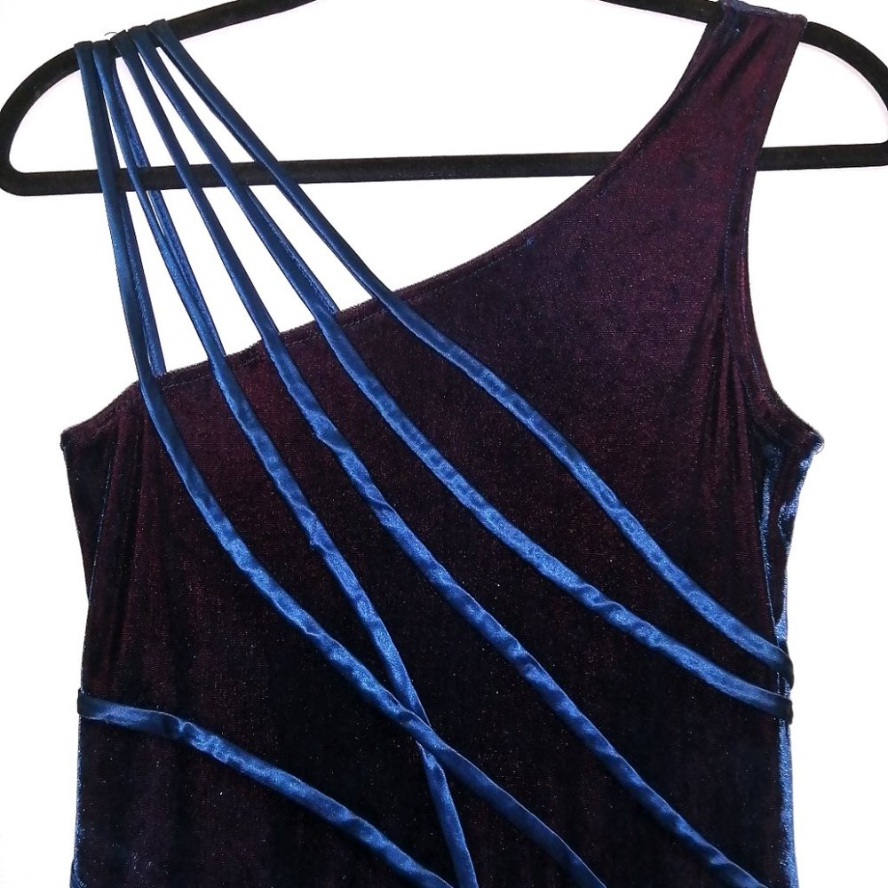 Long color changing velvet evening dress